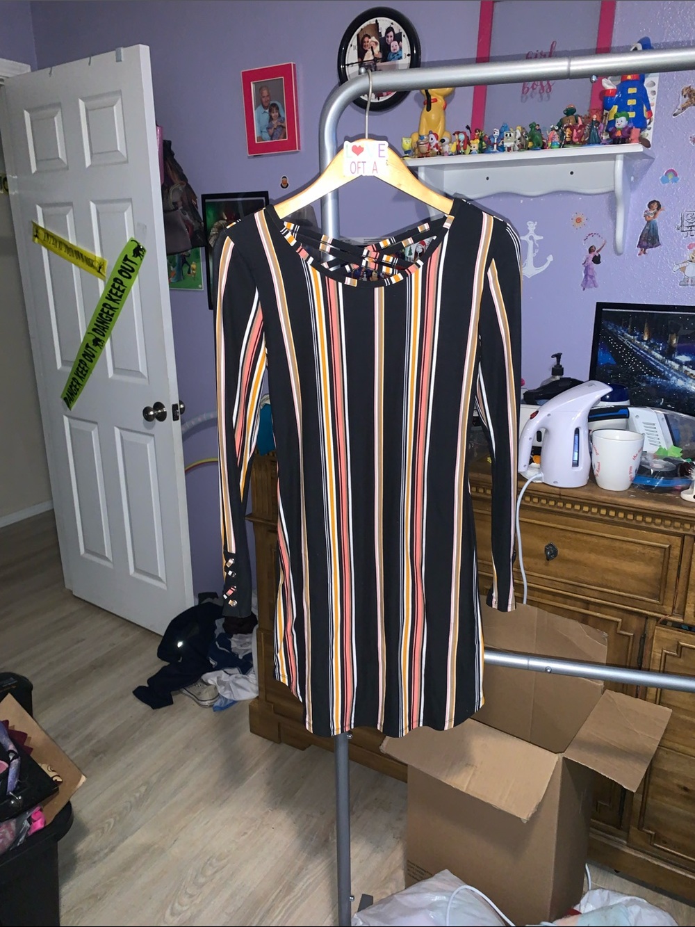 No Boundaries Black Striped Long-Sleeve Shift Dress Mini Stretch Lace Up Sleeves
